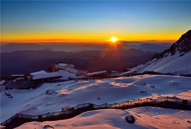 玉龍雪山，心中的山河，夢(mèng)的起點(diǎn)